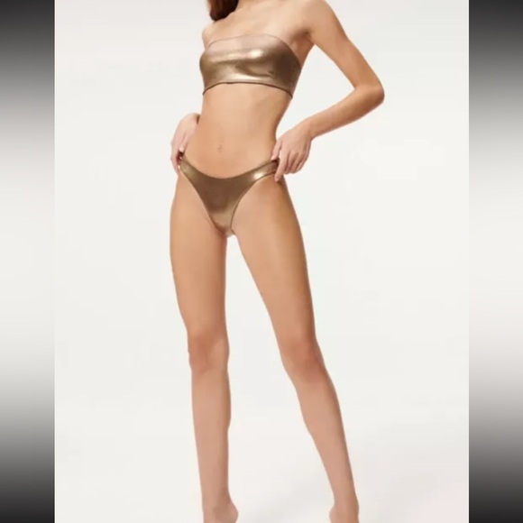 Good American Better Bikini Bottom in Mocha Foil - Picture 2 of 10